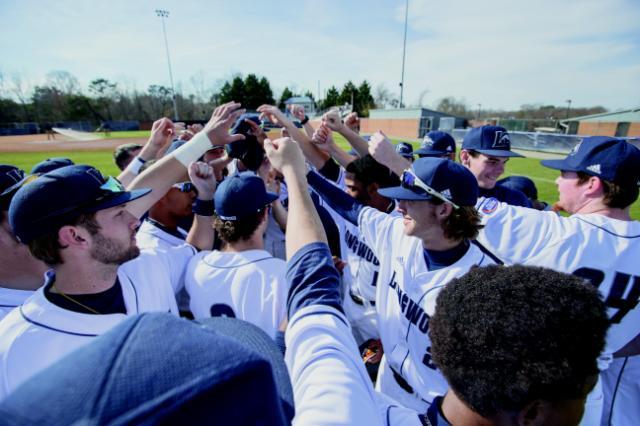Longwood baseball, with the largest roster on campus, was one of 10 teams to post a GPA of at least 3.00 in fall 2017. Photo credit: Mike Kropf ’14